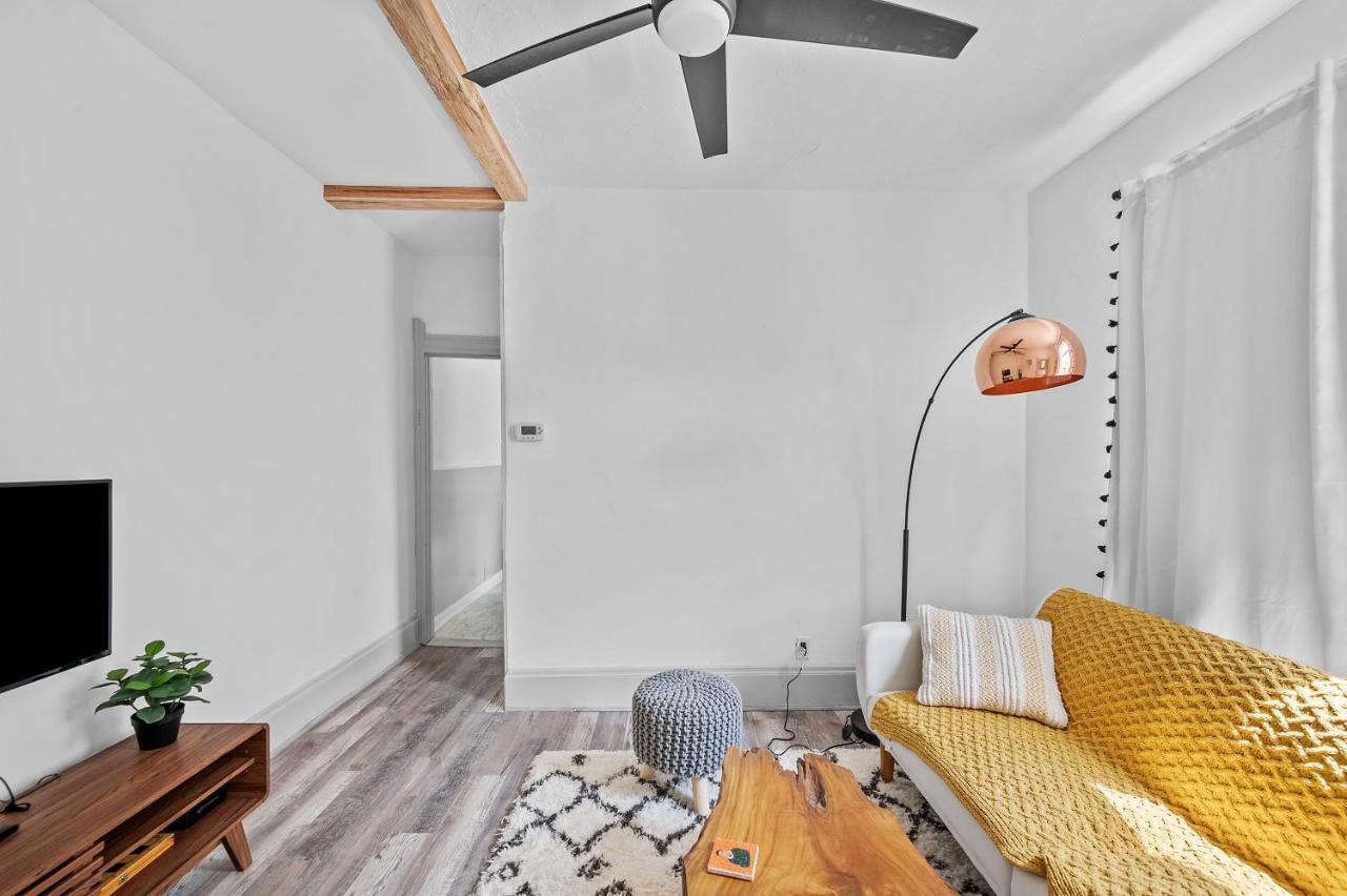 Center Of Little Italy #2 Apartment Cleveland Bagian luar foto