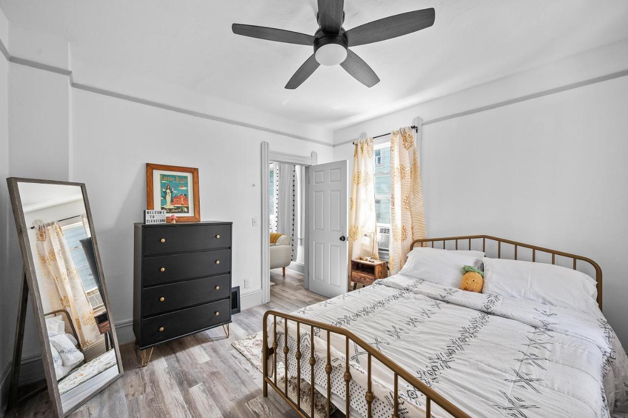 Center Of Little Italy #2 Apartment Cleveland Bagian luar foto
